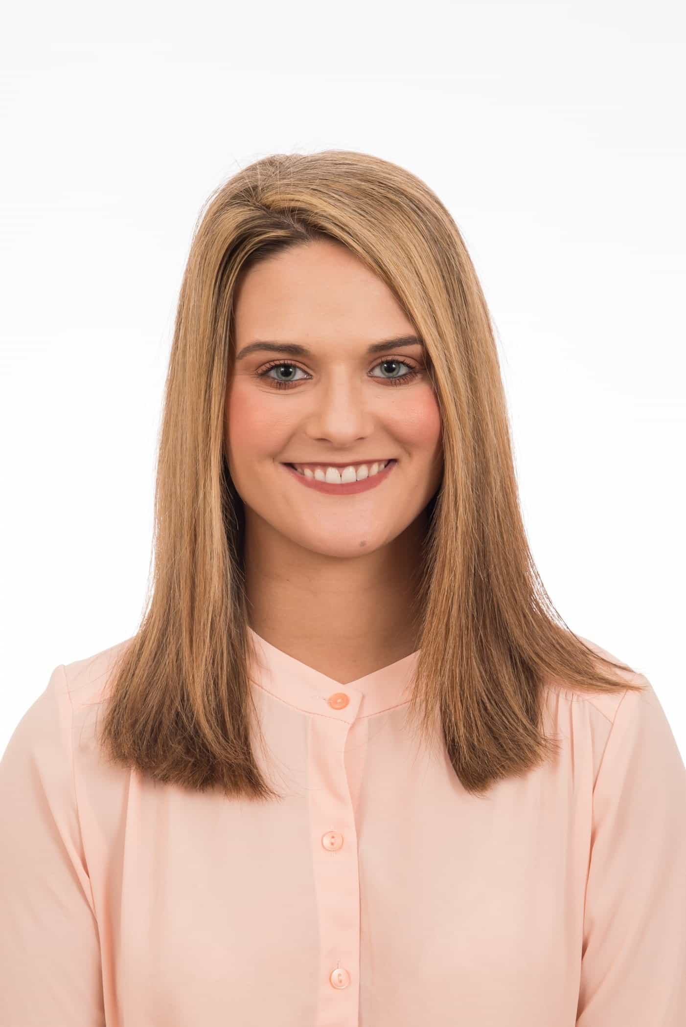 Taryn A.jpg